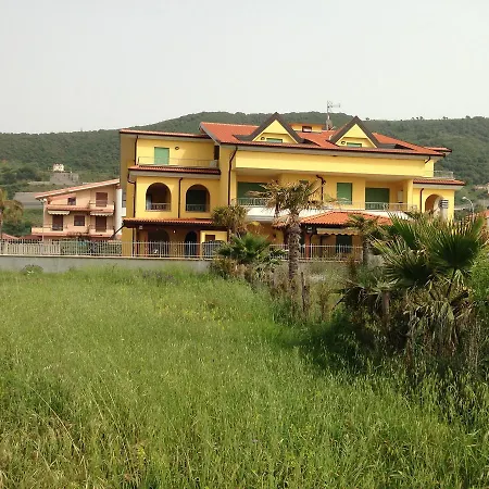 Marinella Апартаменты *