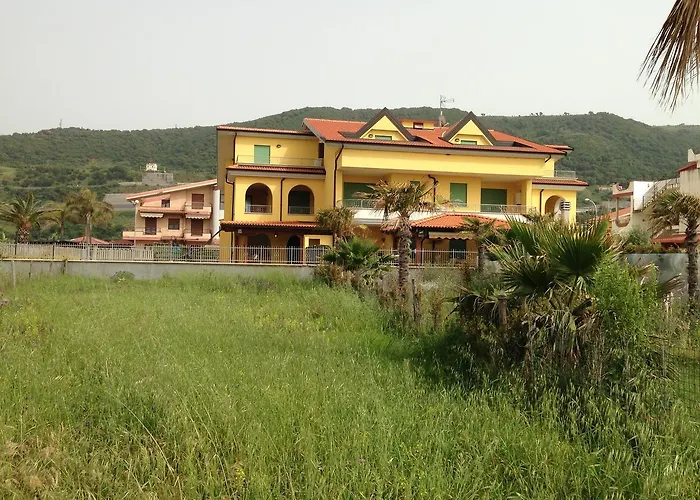 Marinella Apartamento *